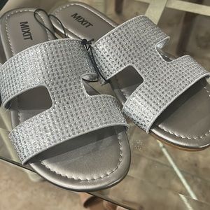 Rhinestone sandals 👡